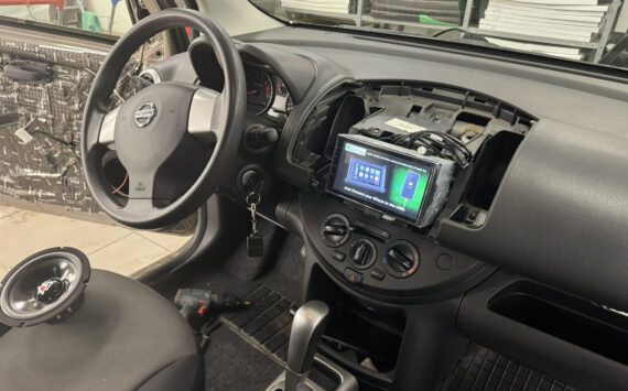 Автозвук в Nissan Tiida